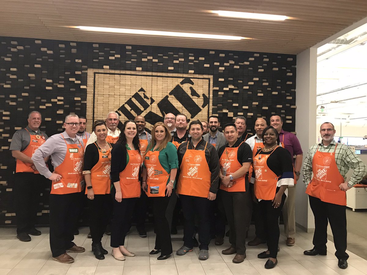 TeamDepot_Ryan's tweet image. Thank you, Pac Mtn Desert team for your great engagement and conversation last week at our Community Captain huddle. We&apos;re going to have a great 2018 for @TeamDepot and @HomerFund thanks to these dedicated leaders. @TeamDepotJoe @HomerFundGeek @PMDTimP #PMDStrong