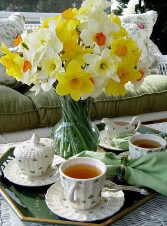 KaterinaGreece2's tweet image. Το πρώτο ραντεβού της ημέρας το κάνεις με τον εαυτό σου,
αν πάει καλά
θα πάνε καλά και όλα τα υπόλοιπα!
Όμορφη μέρα σε όλους🌻
με βλέμμα καθαρό και ειλικρινές!🌾
Καλημέρα!