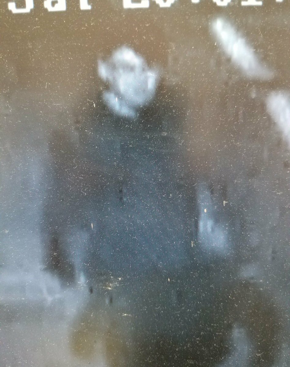 PascoSheriff's tweet photo. These images are believed to be related to the armed robbery at the Metro PCS in Zephyrhills on 2/10. The vehicle is possibly a light color Nissan Altima.  If you have any info call 800-706-2488 ref case 18-005881 https://t.co/3WCU0Tdhlv