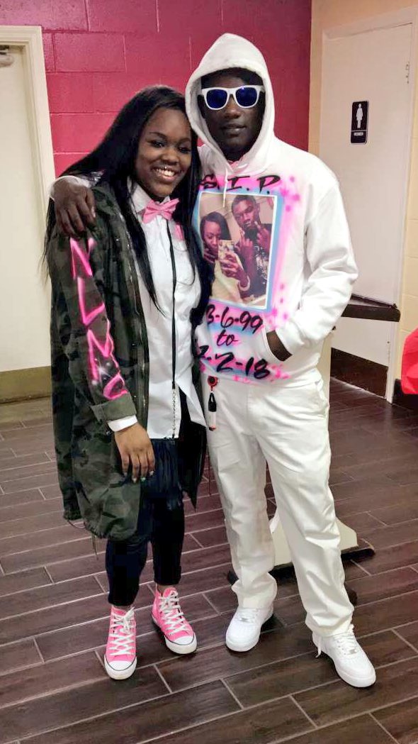zaee_badddddd's tweet photo. Rest in Heaven Chartariona βCeeCeeβ Harrison πππππ tell Trayona we good love yβall ! π€πΎπ #QueenCee #TMG #NLMS ππΎππΎππΎππΎππΎππΎ https://t.co/PWRCrhhCKm