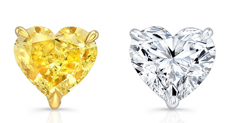 NationalJeweler's tweet photo. At @CenturionShow #Rahaminov introduced more wearable, everyday #jewels like #chokers and mismatched #earrings that still featured plenty of extravagant #diamonds @Rahaminov https://t.co/Ci8QPd0Wwe https://t.co/cffxA2brhZ