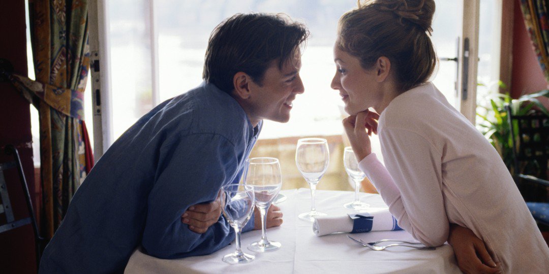 AskMen's tweet photo. Don't stress.

10 Things To Do This V-Day, No Matter What Type Of Couple You Are https://t.co/XgHk9wc8l6 https://t.co/ibgpkbl2xB