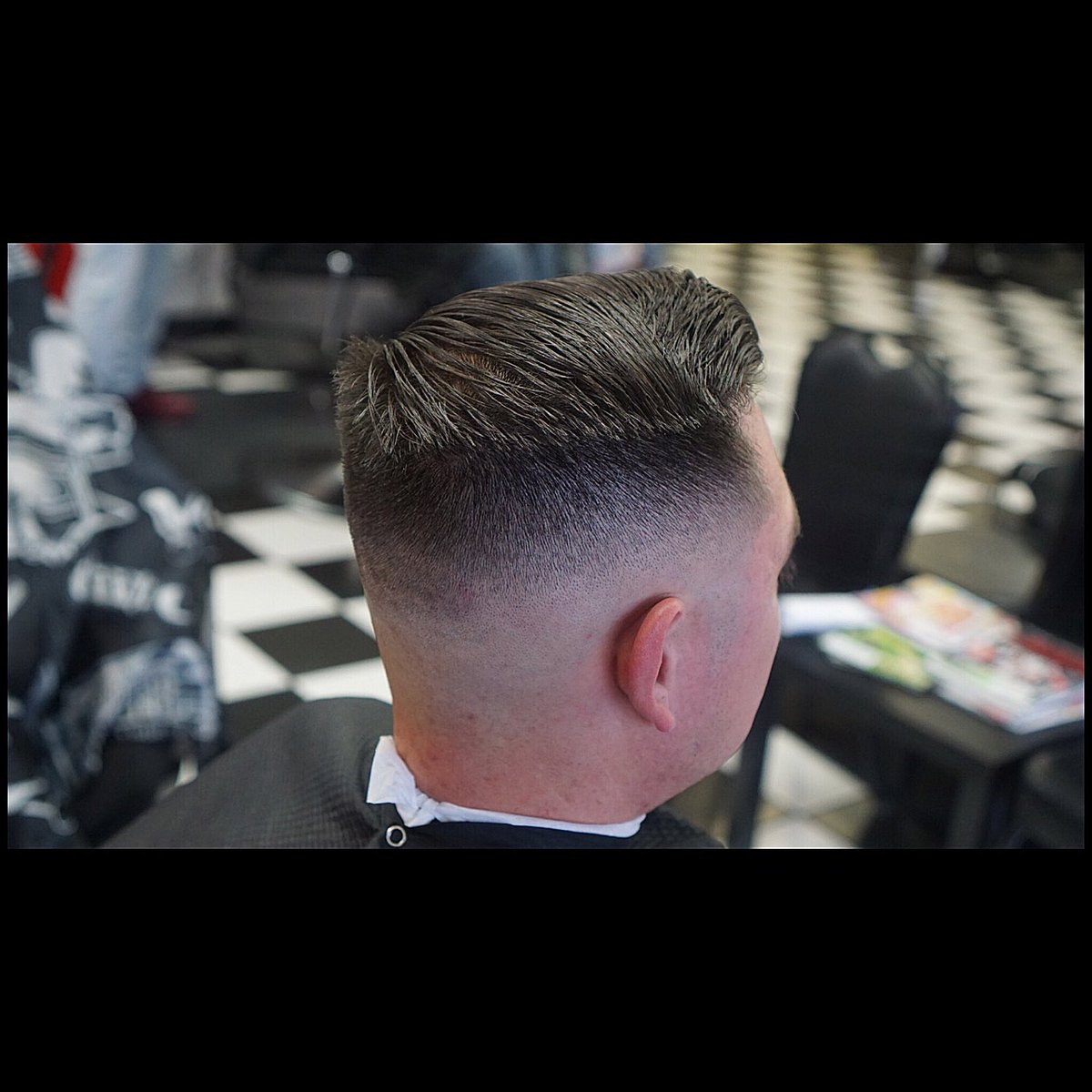 SIDD7_'s tweet photo. 💈✂️💺💯💪🏽 Treat Your Self ! New Cut Who This ... #AllstartzBerberShop #702 #LasVegas #Nevada #Henderson #HairCut #MensHair #Style #AndisClippers #WahlClippers #Grind #AppointmentsAvailable #MasterBarber #StepYallGameUp #DayJob https://t.co/S83UezAfRW