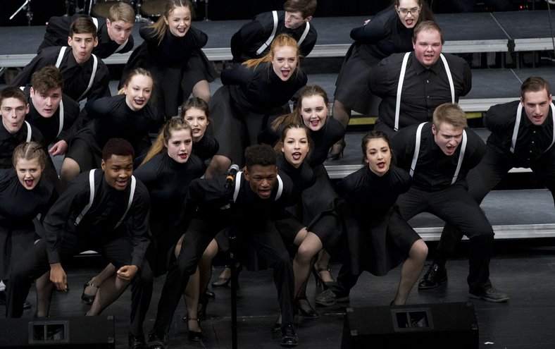 DenfeldChoirs's tweet photo. CONGRATS to Solid Gold on an amazing competition season this year!  Y'all can watch Solid Gold's competition set from Swingin' on the River at the Denfeld Choirs website:

https://t.co/AwZJ0wyo6P

Enjoy! https://t.co/t0IFOVjAed