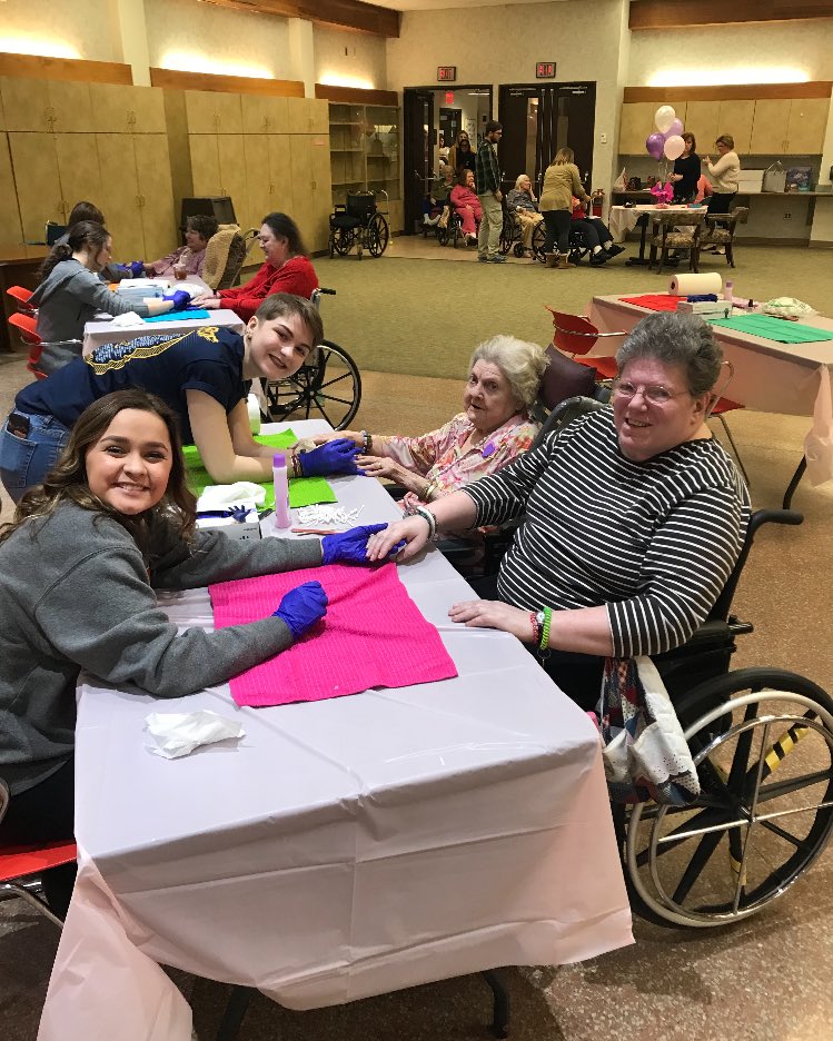 Project18_2018's tweet photo. Project 18 students painted some lovely ladies’ nails at the @ginacerilli event at Westmoreland Manor Nursing home this weekend! Thank you ladies! 💅🏻 https://t.co/4TVPL6oRq9