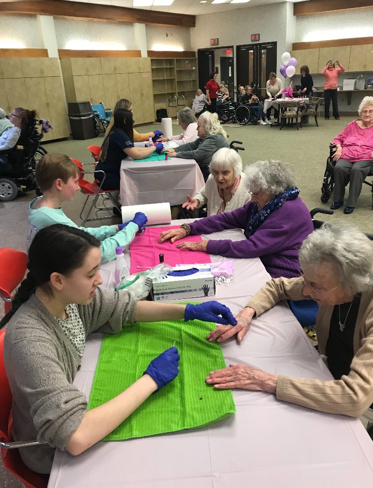 Project18_2018's tweet photo. Project 18 students painted some lovely ladies’ nails at the @ginacerilli event at Westmoreland Manor Nursing home this weekend! Thank you ladies! 💅🏻 https://t.co/4TVPL6oRq9