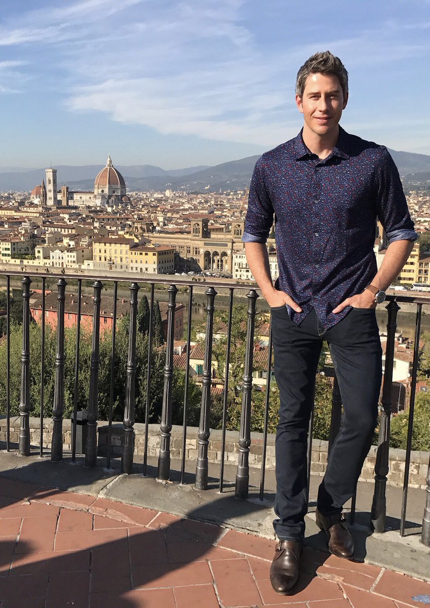 Bachelor 22 - Arie Luyendyk Jr - Episodes - Feb 12th - *Sleuthing - Spoilers* - Page 14 DV3kSVxUMAA2Unt