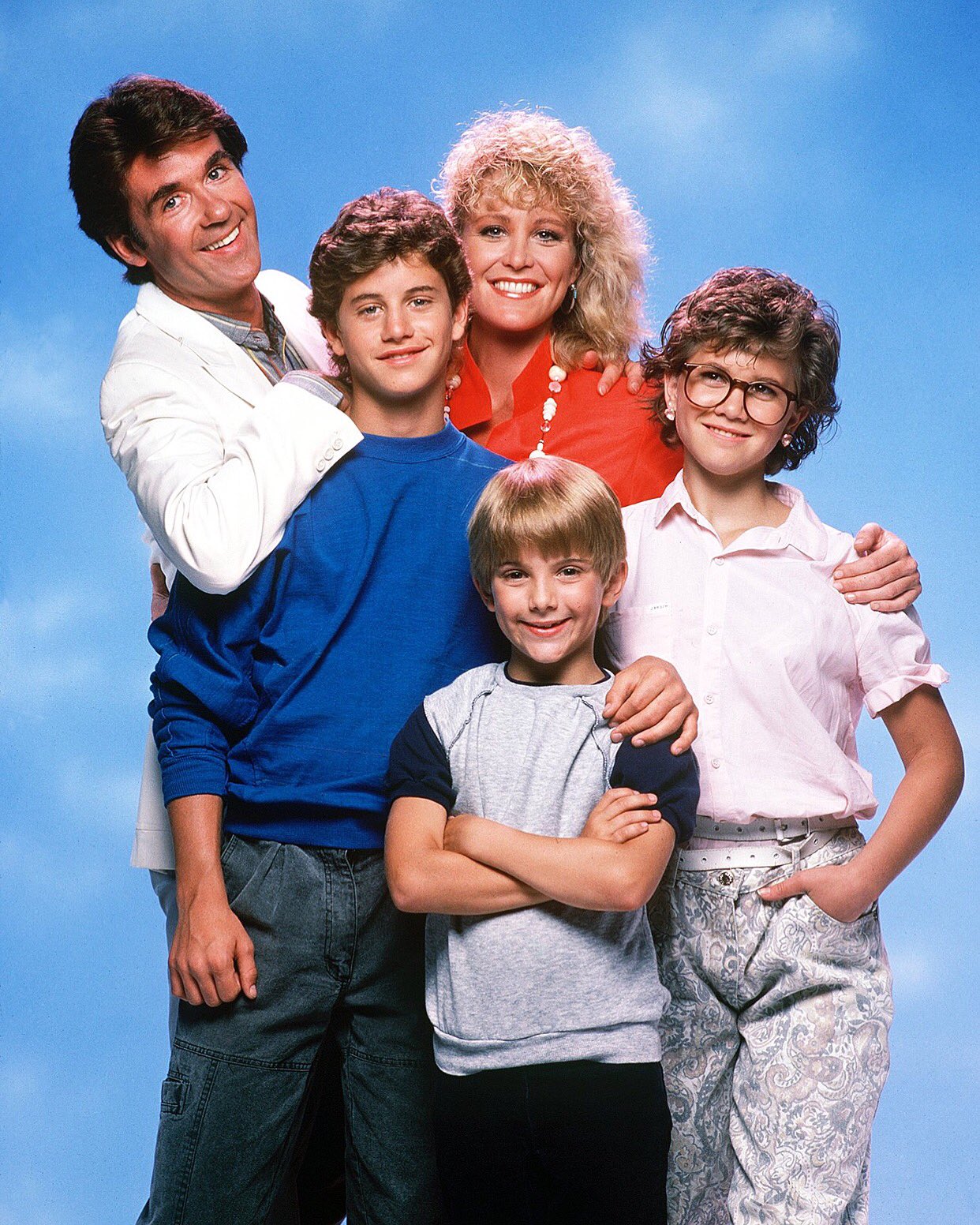 Happy birthday to Joanna Kerns! Who\s your favorite character on Growing Pains? 