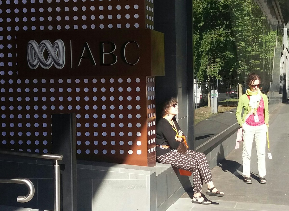 On the radio again #ABCCanberraMornings <a href="/abccanberra/">ABC Canberra</a> #Canberra <a href="/IlanaCravitz/">Ilana Cravitz</a> <a href="/indraMuzika/">indra buraczewska</a> <a href="/EvansSusi/">Susi Evans</a> <a href="/TSMCartoons/">The Surreal McCoy</a>