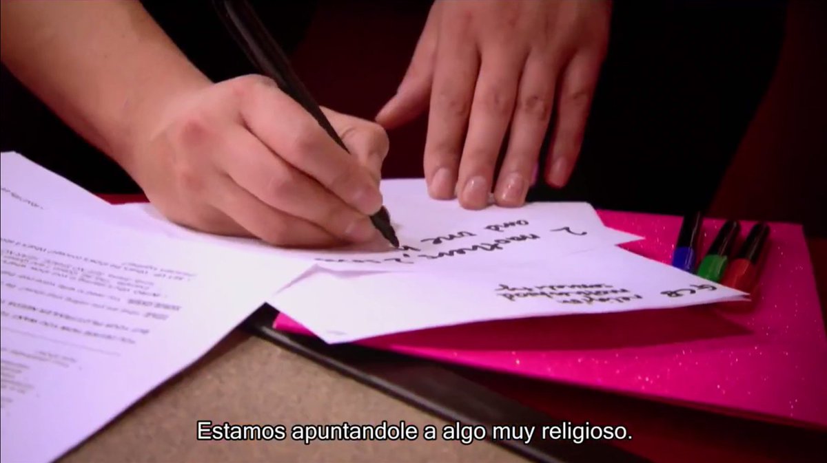 Nath_Naco's tweet photo. Hideaki Anno creando Evangelion https://t.co/hqr2jtL88T