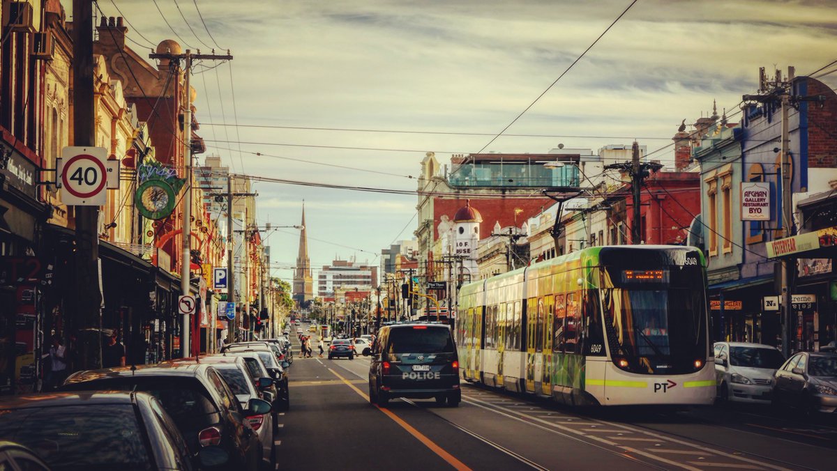 Monitor CRMS tweet media