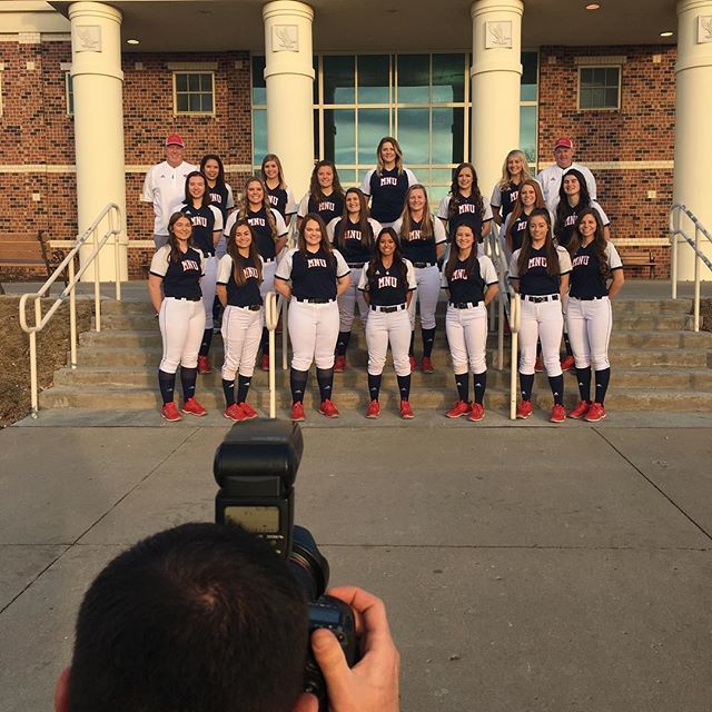 mnusports's tweet photo. SB: Your 2018 MNU Pioneers! #FearTheNeer https://t.co/GujIbzMHDU https://t.co/zP5NyPqcvv