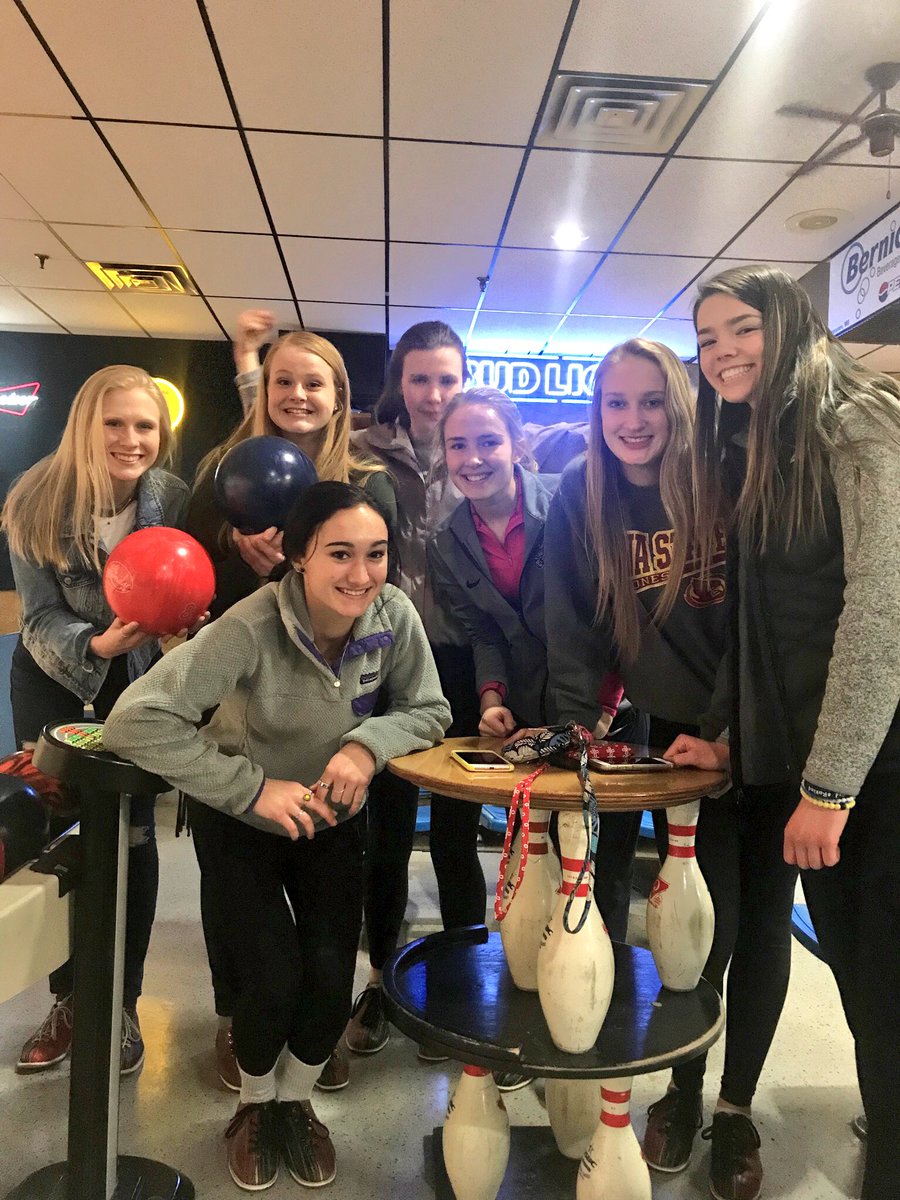 GirlsHoopsHHS's tweet photo. Striking on &amp; off the court!! 🎳 https://t.co/FdJppml2nZ
