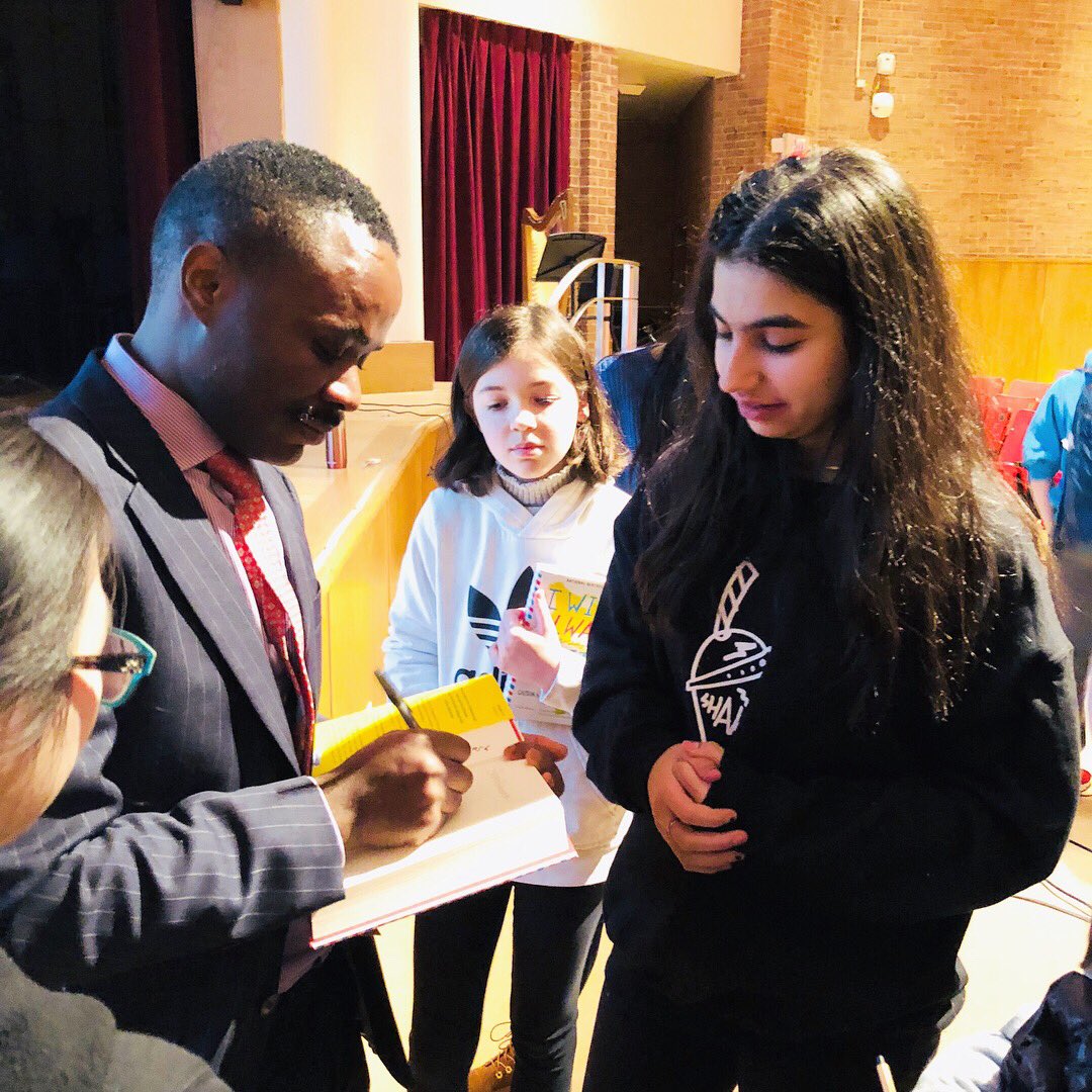 fountain7sms's tweet photo. Martin Ganda comes to SMS!! Thank you for sharing your inspiring story with us! #iwillalwayswriteback #scarsdalemspride #fountain7pride #scarsdalepride https://t.co/uS9M71nPTz