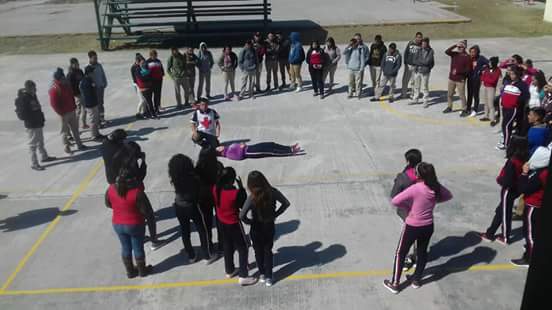 CastaosAdmon201's tweet photo. #Castaños 
#EsfuerzoQueNosMueve 
Capacitación de Primeros Auxilios Impartido por La Cruz Roja Mexicana 
El #DeptoDeLaCasaDelJoven y #DeptoDeAtenciónALaJuventud en el CecyTec #VamosPorMás 
#FuerteCoahuilaEs @mrikelme @sam6604 @berino_jesus @JLunamena https://t.co/JszIAIuqCf