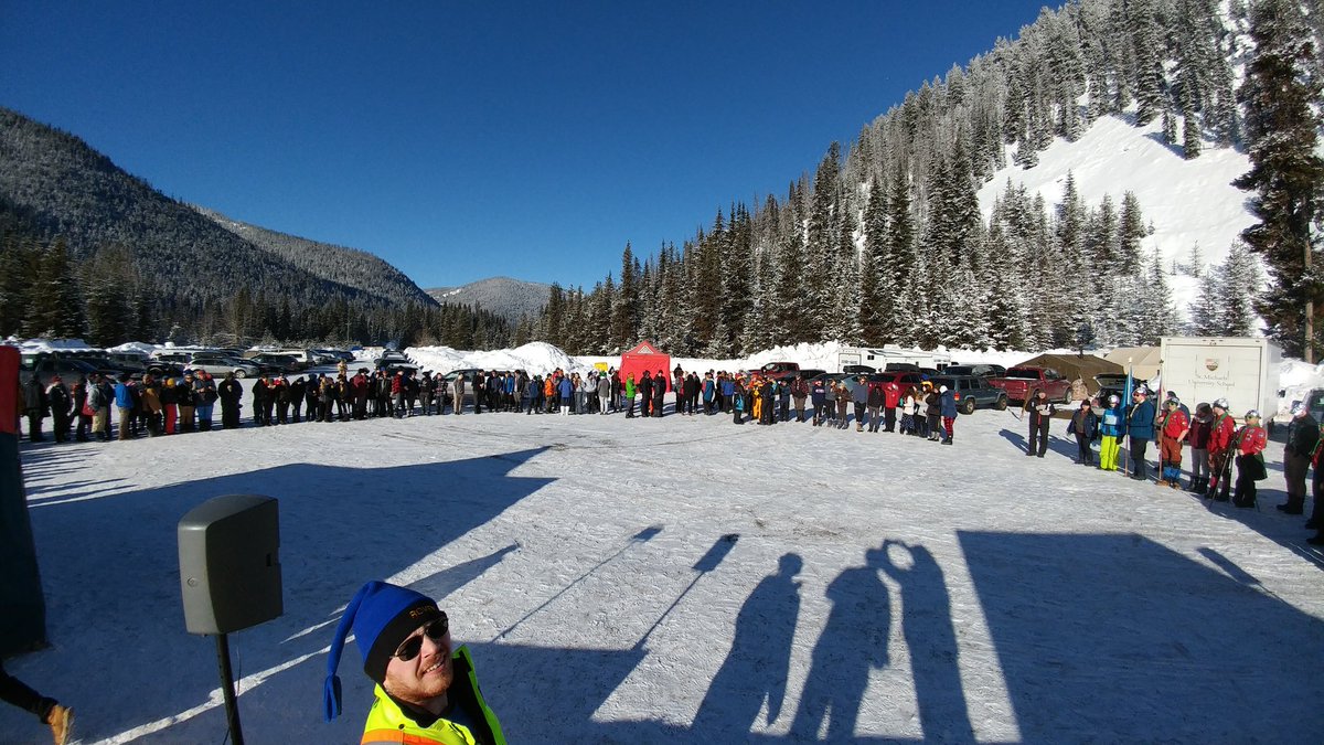 3RAScouts's tweet photo. 1st Yennadon @Camp_Rovent in Manning Park BC. -19c snowy and sunny through the longweekend #rovent2018 #rovent #camprovent #AdventuresOnThePath #ScoutsDoStuff @scoutscanada @PCCScouts @CascadiaScouts https://t.co/ZbaMjHu5aS