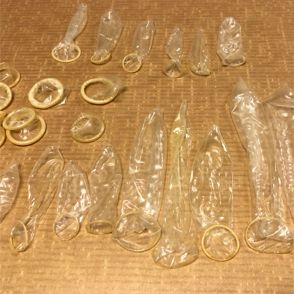 dSoCalMD's tweet photo. #safesex means condoms that fit well. With only three general sizes in stores, research shows we need many more. #onesizedoesnotfitall #condoms #externalcondoms #malecondoms #familyplanning #birthcontrol https://t.co/5XWvBrQean