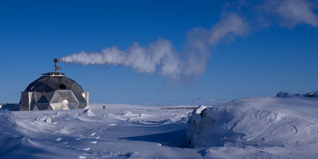 BusinessInsider's tweet photo. Iceland will use more electricity to mine bitcoins than it does to power all of its houses https://t.co/xq57EvhxsB https://t.co/LmbydDjb2R