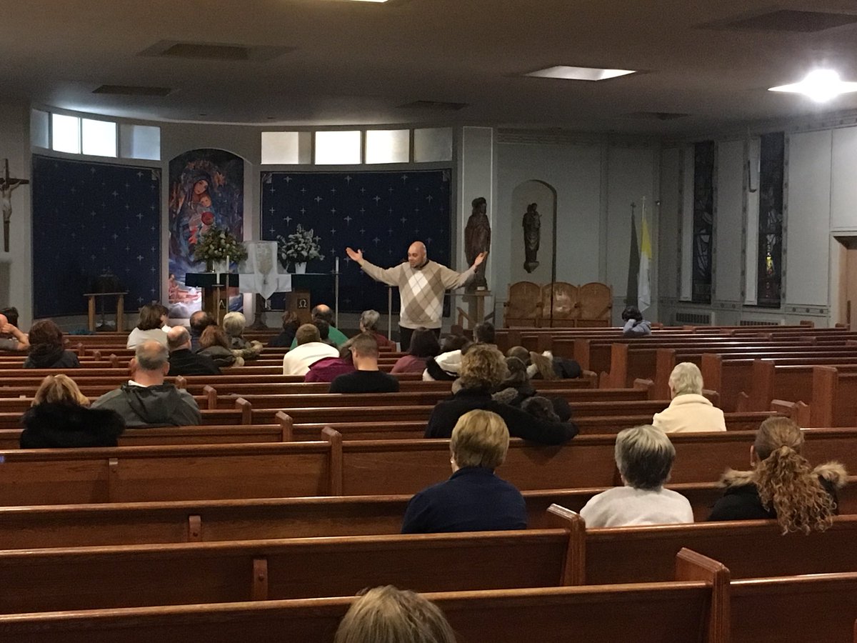 olcpbuffalo's tweet photo. You never really stop learning. Father Bryan leads the #discipleship parents on the topic of the Eucharist #olcp #eucharist https://t.co/EgnoA9vOir