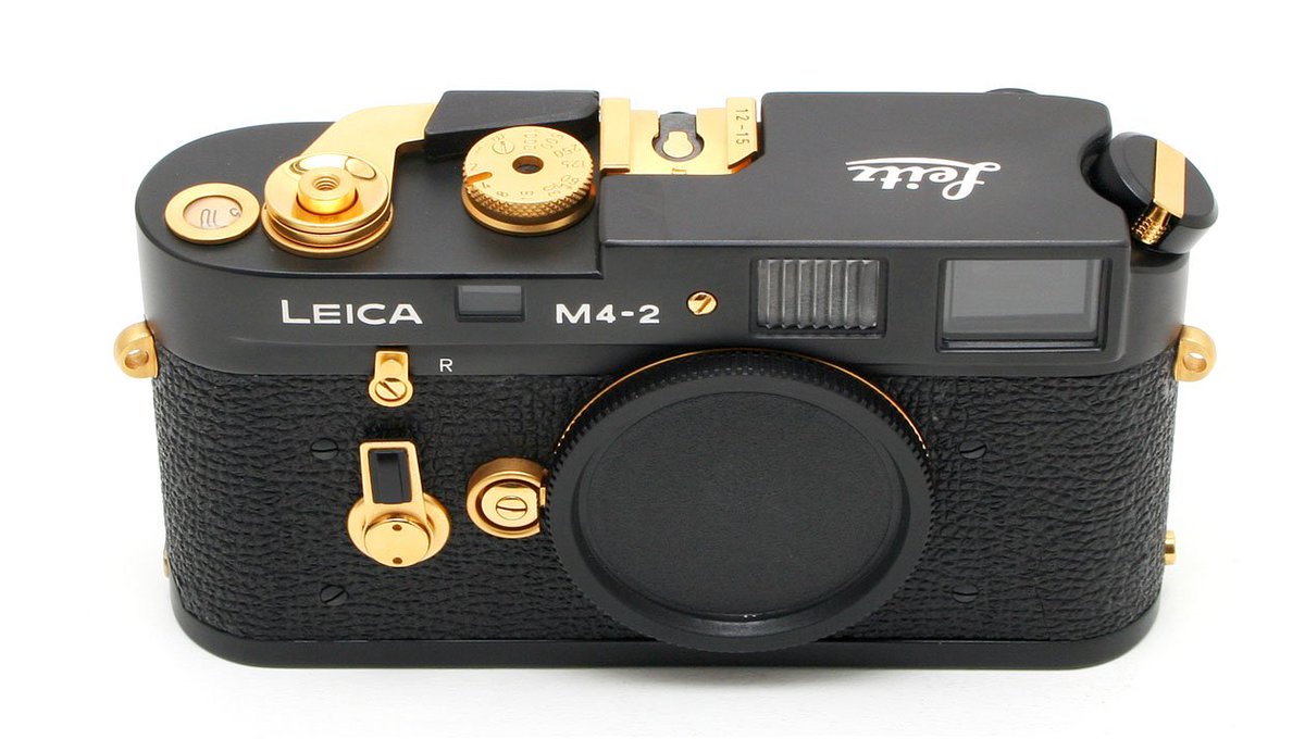 OCcamera's tweet photo. Rare black & gold Leica M4-2 film camera body with box
Only 15 made !
Available now at OC Camera
#occamera #leica https://t.co/pSfN4NSXFf