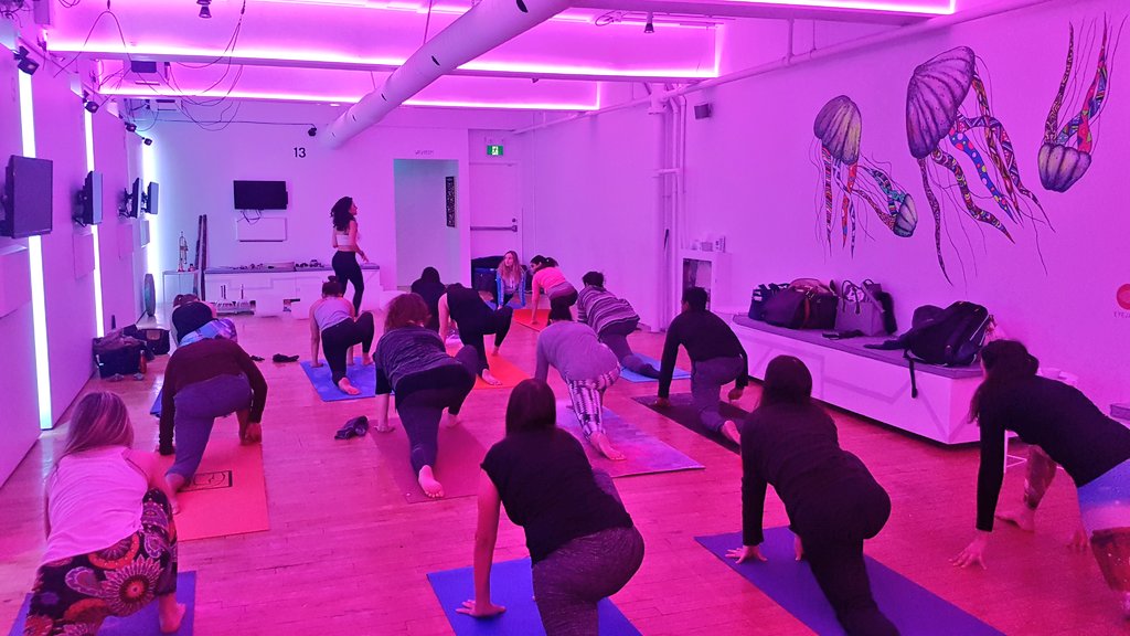 Inhale all the positive and colourful vibes of the future, exhale all the icy February day to day stresses 🔮💙 #21stcentury #mindfullness #meditationmonday #yoganight