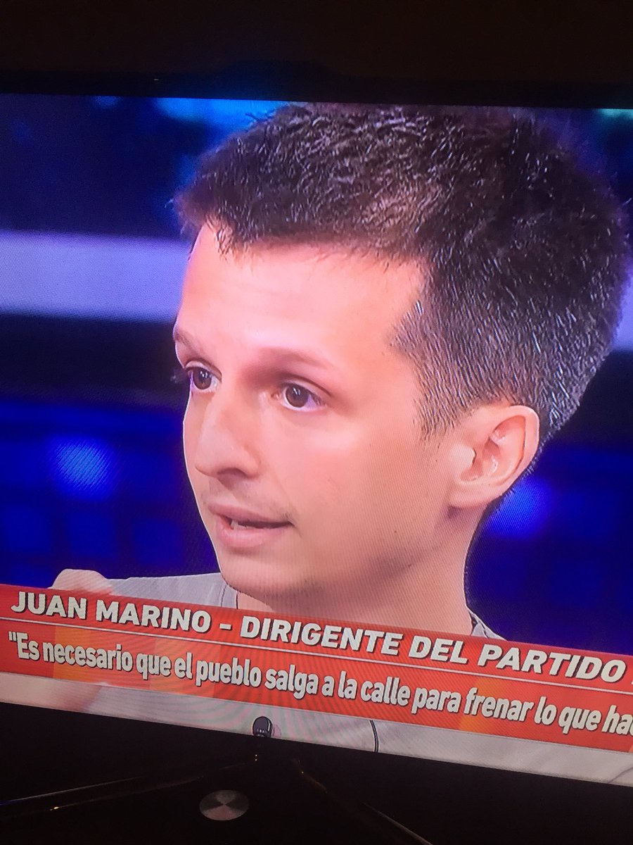 gus_bs's tweet photo. #LunesIntratable  a ESTE FETO MALFORMADO le lavaron el CEREBRO los 12 Años KIRCHNERISTAS. No puede juntar 2 NEURONAS. para hacer una SINAPSIS. POR ESO DICE ESTUPIDECES y encima le dan MICRÓFONO a este PARASITO? RTRT https://t.co/Jn1TOQf3oh