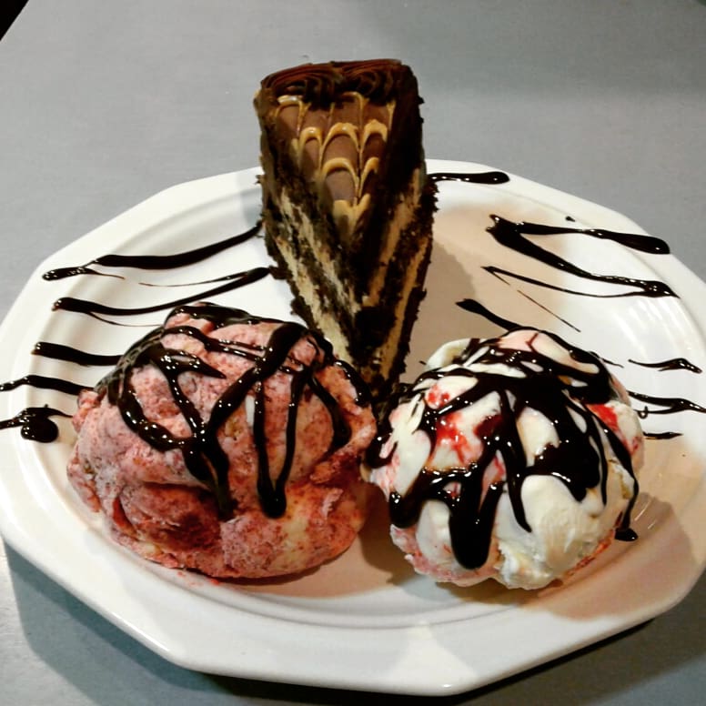 AJLester11's tweet photo. HAPPY BIRTHDAY ME😜😁🤗
#ChocGanacheFrostin #PBMousse #Fudge #Filling #SberryChCake #RedVelvetChCake #IceCream #HotFudge #TreatYoSelf #SweetTreats #GetNMaMouff #LiveLoveSugar #SweetTeeth #Blakespiration #FeedYaSoul #CheatFamous #BDAYSmashDay https://t.co/4d6gc0uGCG
