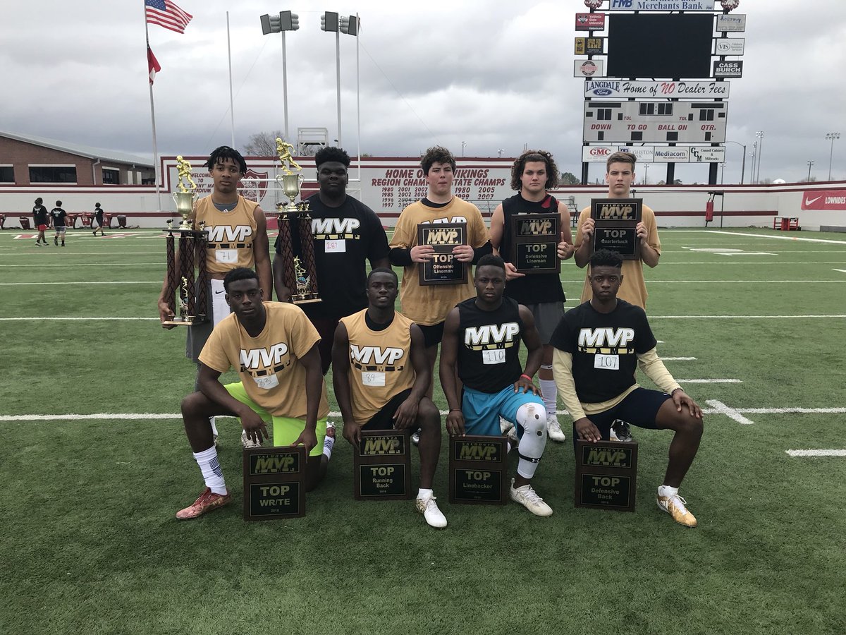 TateRodemaker's tweet image. Had a great time competing yesterday @TheMVPCamps at Lowndes 💯🏈 @Mansell247 #topqb #2020 #blessed