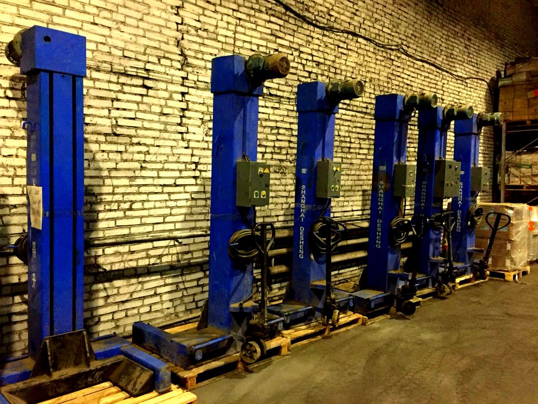 tk_global's tweet image. Подъемники для грузовых автомобилей. Вес одного - 680 кг👍
#грузоперевозки
#грузоперевозкиХабаровск
#грузоперевозкиВладивосток
#грузоперевозкиЯкутск
#доставкагруза
#транспортнаякомпания
#транспортнаякомпанияГлобал
#транспортнаякомпанияХабаровск
#ГлобалХабаровск