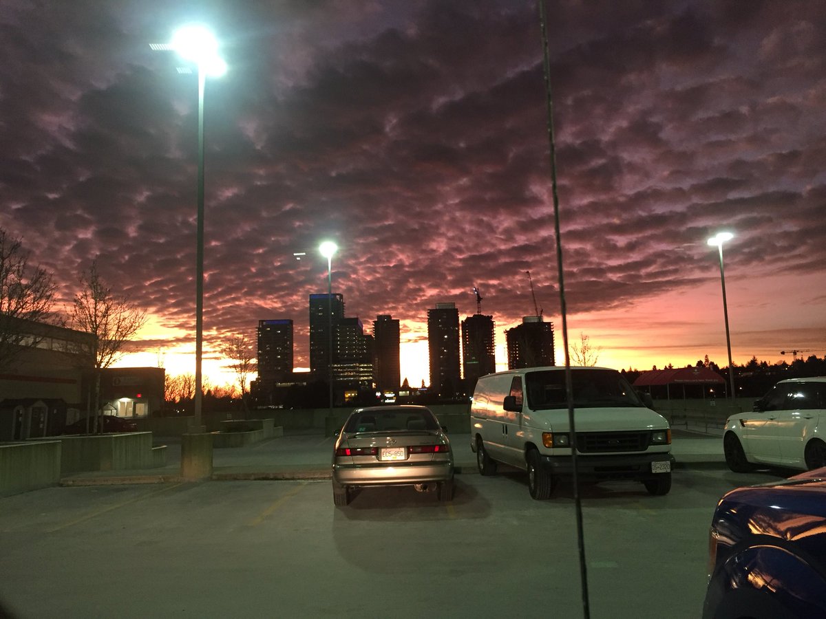EnjoyingBC's tweet image. #Vancouver #Sunset with new buildings at Marine Drive Station on #CanadaLine.
#BC #Canada