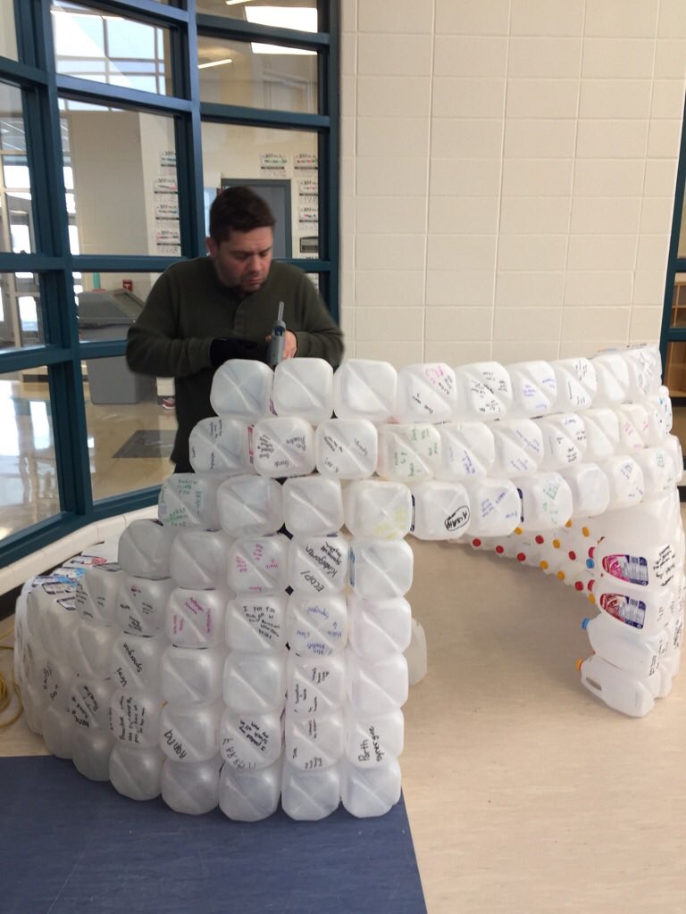 Thanks Mr. Rizzuto for building our 7 habits igloo! Just a few more milk jugs and it's done! @fmpsd @Leaderinme