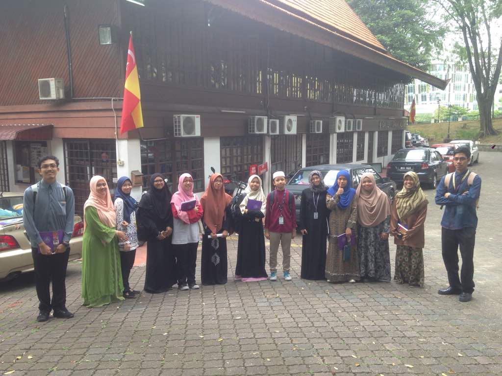 restuintcollege's tweet photo. Nama Program : "CAKAP-CAKAP SENI"
Tarikh : 7 Febuari 2018
Tempat : Yayasan Seni Selangor, Galeri Shah Alam.
Penceramah : Perbadanan Harta Intelek Malaysia (MyIPO) Mohamed Fairuz Bin Mohd Pilus.
#RestuInternationalCollege
#RestuCollege
#PengajianTinggiMalaysia
#Seni
#Mushaf https://t.co/55PCxWqouX