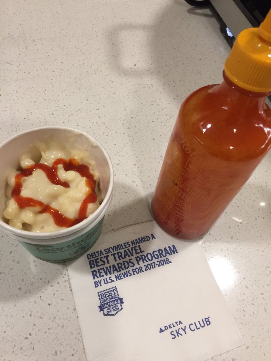 srhayes's tweet photo. @Delta @RenesPoints #OMG! #DeltaSkyClub #Mac&Cheese #DeathByCarbs #SoCreamy #MouthEcstasy #AlwaysAddHotSauce #DeltaMedallionLife #DeltaDiamondLife #DeltaI’mGettingFatLife What’s that green stuff in bowls? 🥗 😝 @Delta @RenesPoints @DeltaSegmentFly @FrequentMiler @Abby_Artist https://t.co/w1Pj20WMe7
