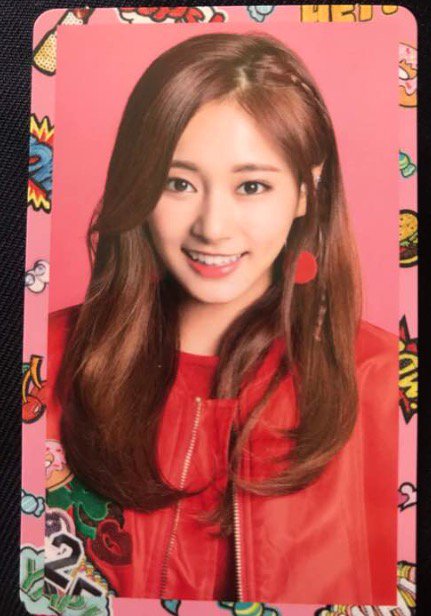 TWICE_PRESENTS2's tweet photo. TWICEプレゼント企画 ハイタッチ会 ツゥイのハイタッチ券
CandyPopトレカのプレゼントチャンス
【応募方法】
•フォロー＆リツイート
条件満たした方の中から抽選でプレゼントします！
 #onceさんでRTした人全員フォローする #ツゥイ #応募はRT  #キャンディーポップ #ソンムル #TWICEハイタッチ会 https://t.co/VCYxcbBWrn