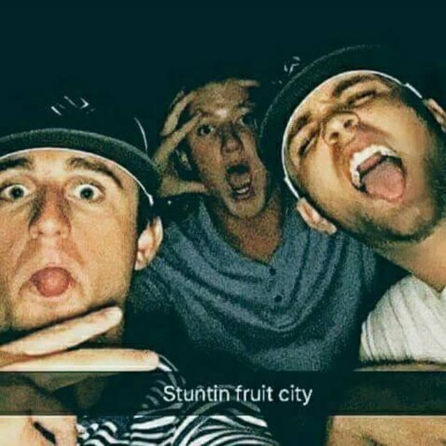 jhsteve04's tweet photo. Man I miss my dawg https://t.co/zsyXQxYylb