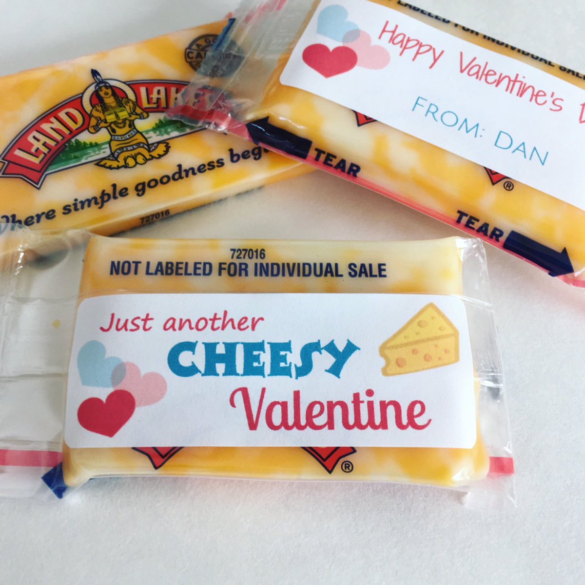 dairygoodlife's tweet photo. Easy Cheesy Valentine's

A tasty alternative to candy for your #ValentinesDay exchanges.

https://t.co/W3Xk8mEPLu https://t.co/V2u00tOlhY