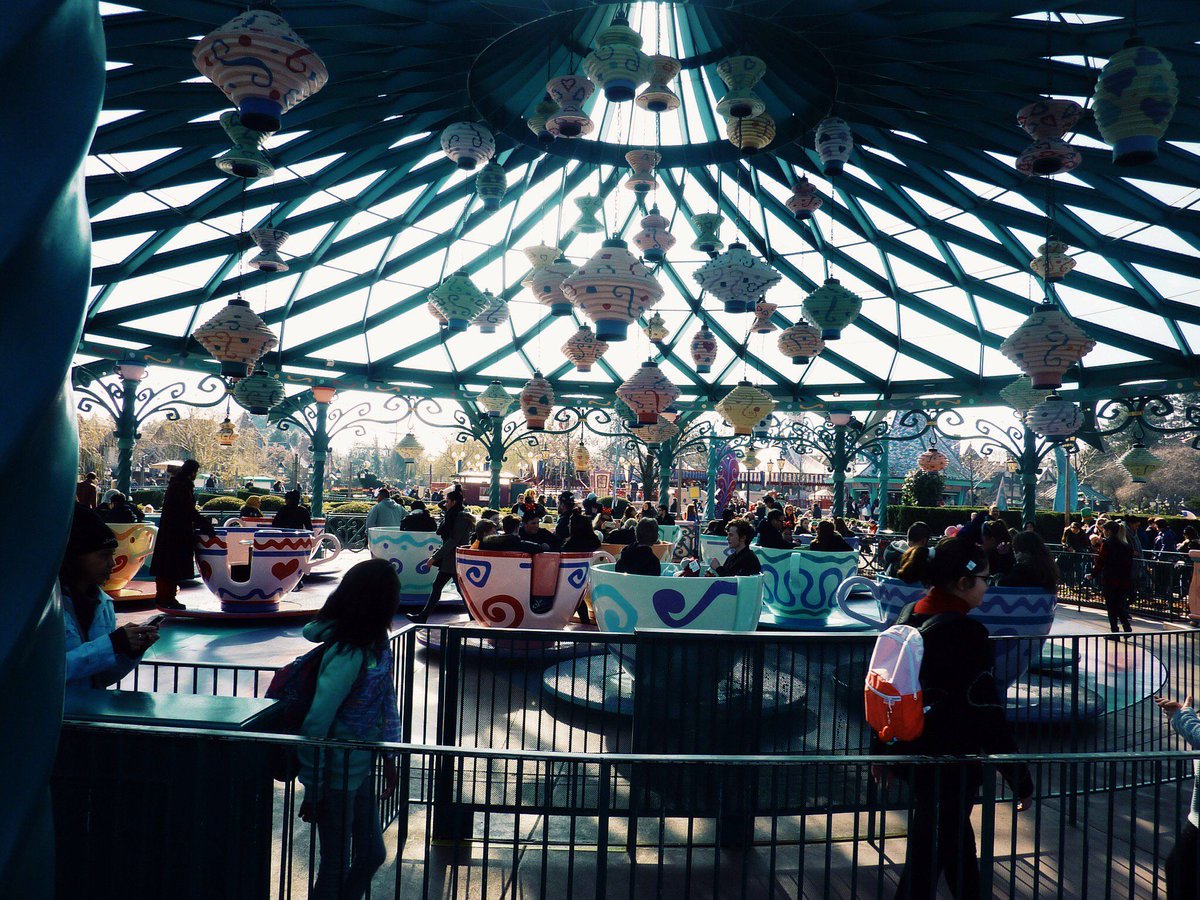 ViajaEnElMundo's tweet photo. Disneyland 😍 https://t.co/JOUpffWXXh