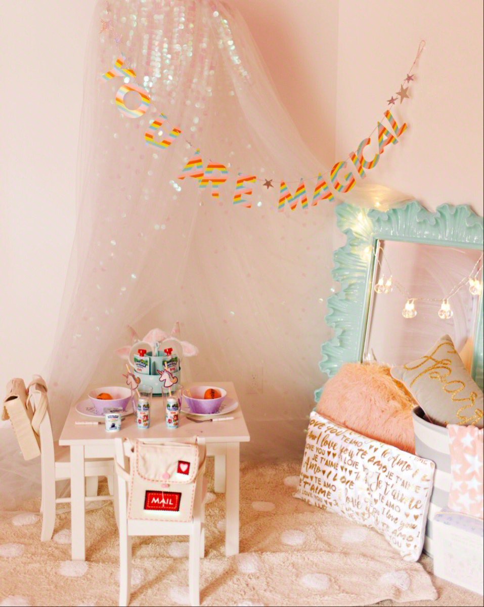 Magical Unicorn Breakfast with <a href="/Stonyfield/">Stonyfield Organic</a> #ad #StonyfieldKids

instagram.com/p/BfDqEecFeDB/…