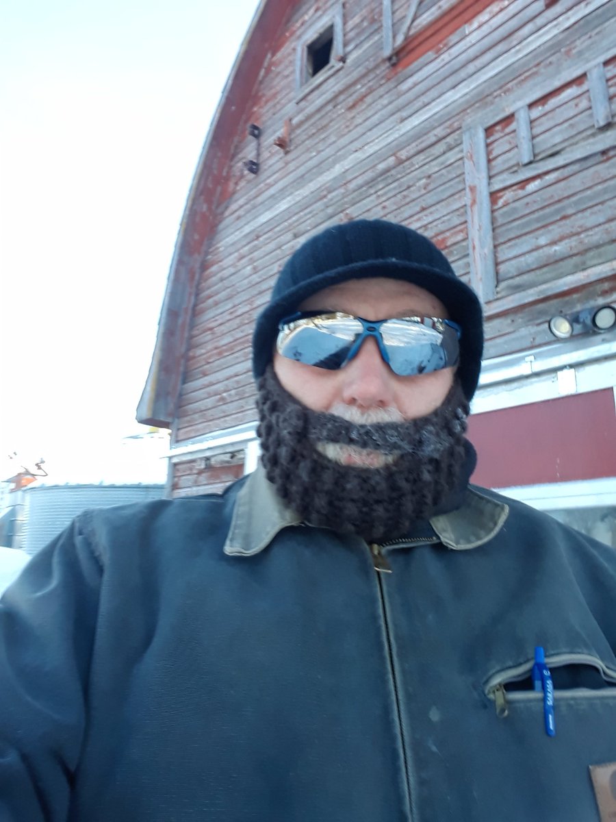 Chance2FarmLtd's tweet photo. @lesleyraekelly @KowalchukFarms @sf28430 Warm! #fcgchat https://t.co/kgplounypZ