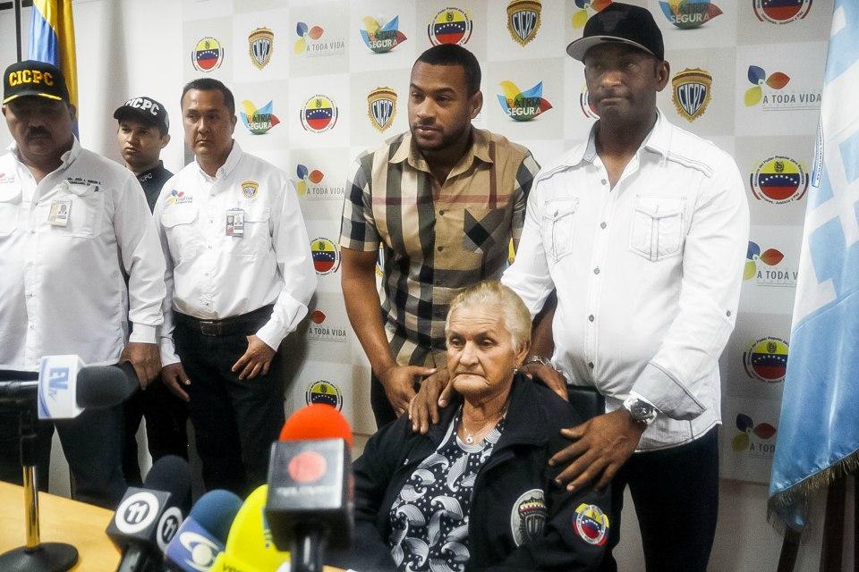 DiarioTalCual's tweet photo. ¡BEBÉS DE PECHO! Cinco policías y tres civiles secuestraron a madre de grandeliga venezolano https://t.co/knAlXtiCni https://t.co/kahqCCdVdA