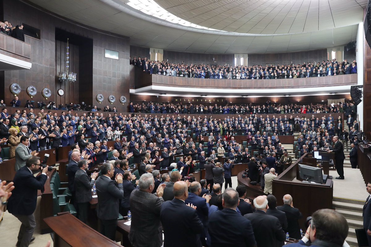 drbetulsayan's tweet photo. Cumhurbaşkanımız: "Bizi vururlarsa sert karşılık veririz diyenlerin, ömürlerinde hiç Osmanlı tokadı yemediği açık." https://t.co/OzLKMm1T9a