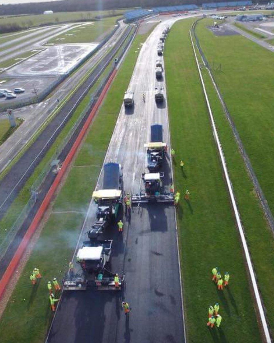 SimonBanting's tweet image. How many of you are going to give the new tarmac at Silverstone a go? 
#😎 #silverstone #MotoGP #news #tarmac #TuesdayThoughts #FlatEarth