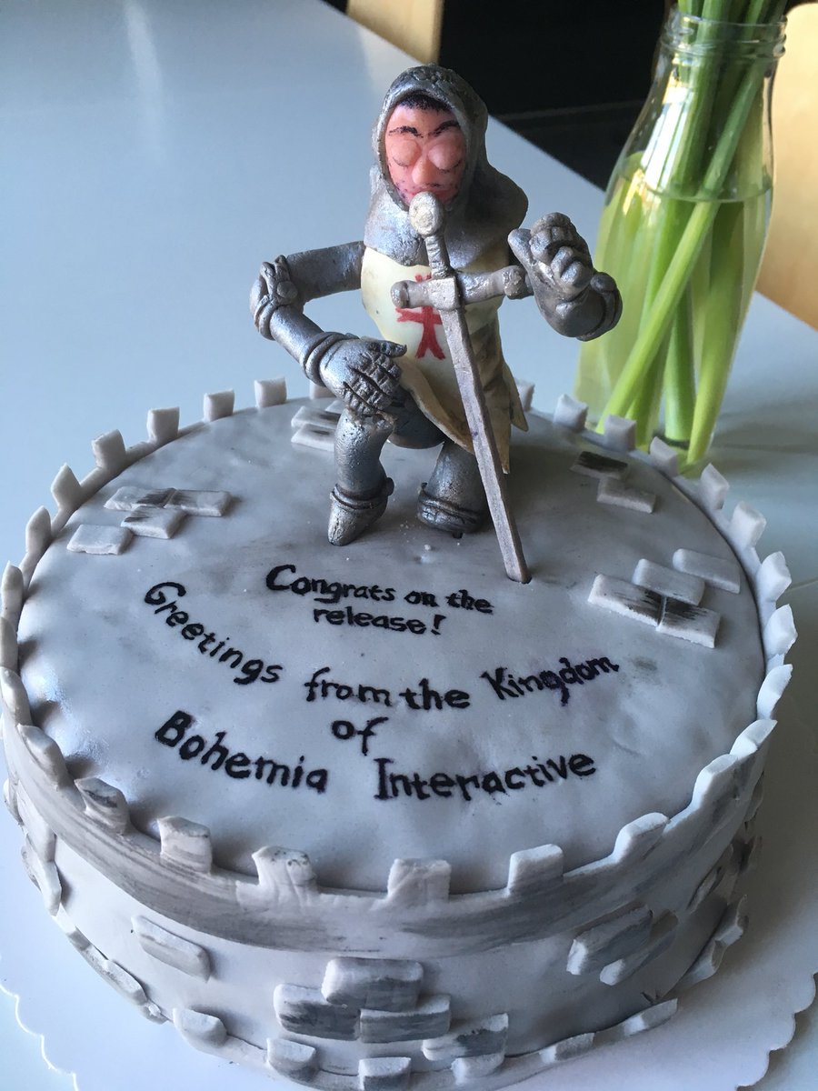 mrspockcz's tweet image. Do @WarhorseStudios dorazil dort od @bohemiainteract s gratulací k vydání KCD. Krásná ukázka vzájemného respektu a kolegiality.