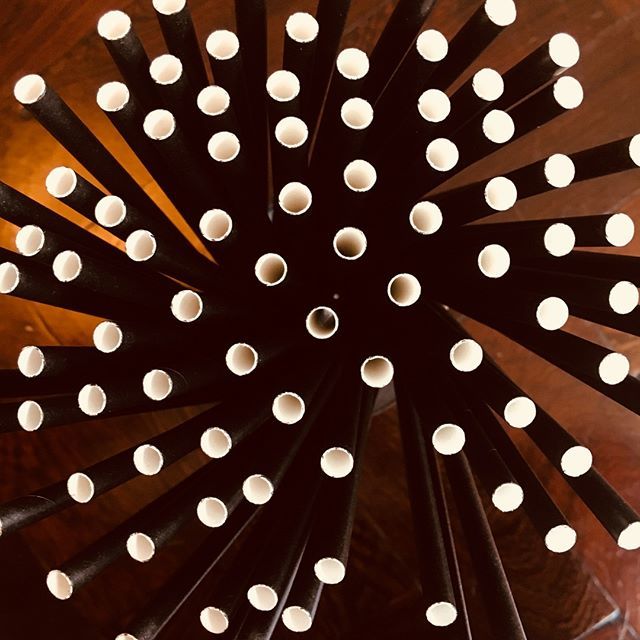 flokmcr's tweet photo. Together with our sister sites Wine &amp; Wallop and Folk Cafe Bar  we're now trying to go straw free as much as possible, and if you're really averse to a rim we've got biodegradable paper straws on hand :) https://t.co/AYtCTl9ndZ https://t.co/CJ8esu0Nyz