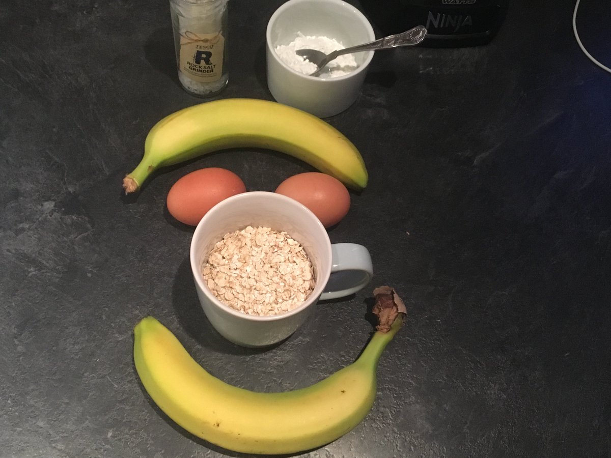 Area Manager Andrew and his daughter Thea have found a healthy way to enjoy pancakes this Pancake Day! We love this video.... Check it out! ow.ly/HwkO30ilJBI