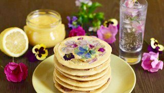 WildPeacockUK's tweet photo. Happy pancake day - how will you have yours? 
@pancakestories 
#pancakeday #pancakeart #pancakes #pancakestack #pancakeporn #pancakelove #pimpyourpancake #edibleflowers #foodinspiration #foodart #prettyfood #caterer #foodfun #foodheaven #eventfood #instafood #instafoodie #happy https://t.co/gFgEDLBJx9