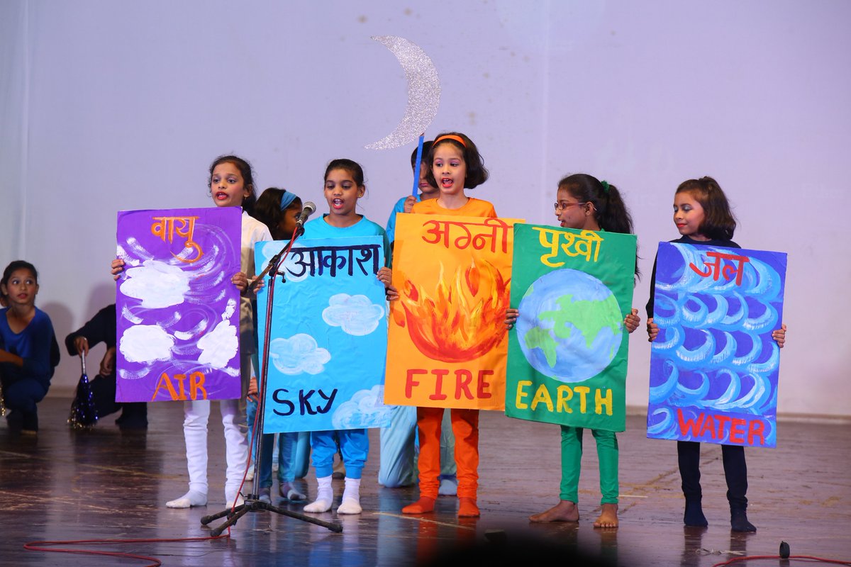 vbsis_official's tweet photo. Our 100 % participation philosophy, enabled each of the class 3, 4 and 5 learners to showcase their inner talents at #Crescendo 2018, the annual school function for the present scholastic year. The well planned event turned out to be enjoyable for both the audience &amp; participants https://t.co/FR4rYhyAtS