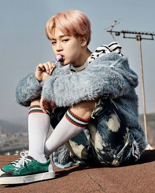 yoonminizreal1's tweet photo. i love this song so much and i cant believe its now 1 year, this era is also special because i become an ARMY ❤❤❤❤❤❤❤
#1YearSpringDay
#iHeartAwards #BestFanArmy #BTSARMY @BTS_twt https://t.co/c2qe59y4mw