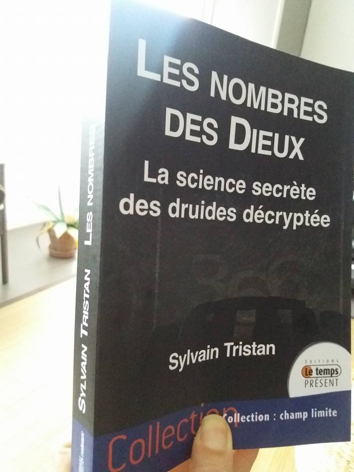 LicenceProDist's tweet photo. Et encore une star dans la promo #LPDIST 😎 @Dorlote8 traductrice de #LesNombresDesDieux de @SylvainTristan !!! On est au top ici 😄 https://t.co/b0Q4jgo7dz