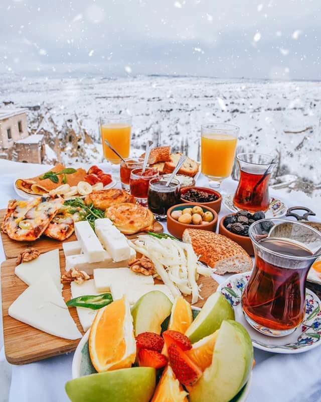 فطور تركي من كابدوكيا.
أسعد الله صباحكم جميعااا متابعينا الكرام.